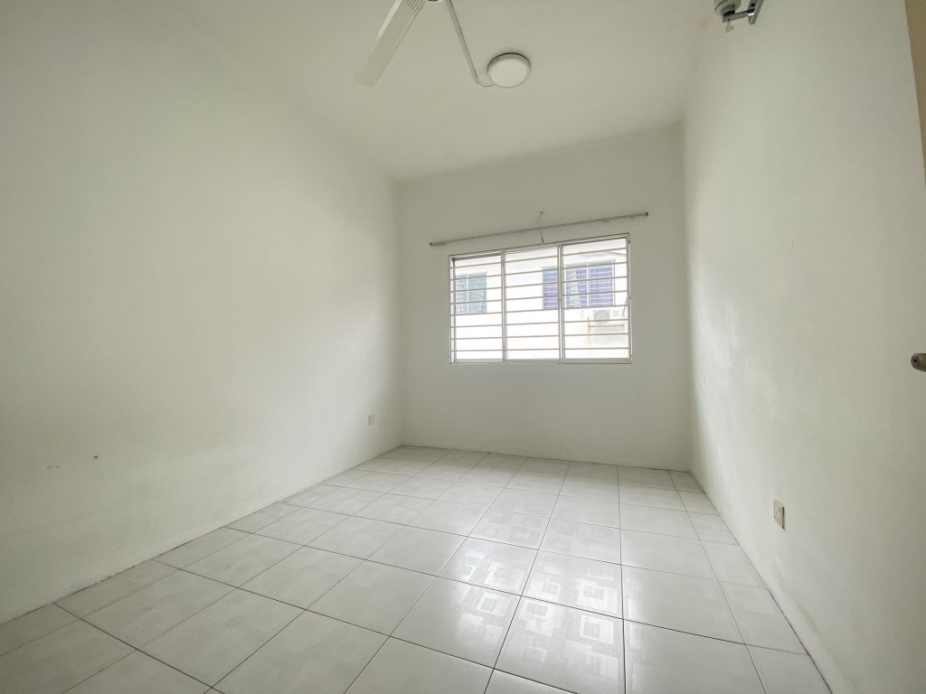 20x70 House Bandar Nusa Rhu Shah Alam by Emily - photo 7