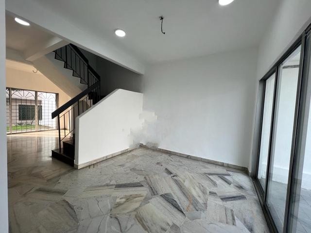 2sty Kota Damansara section 6 for rent by JB - photo 2