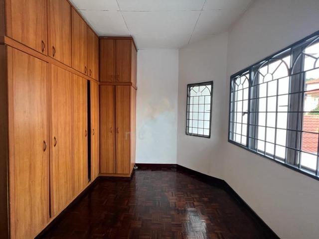 2sty Kota Damansara section 6 for rent by JB - photo 4