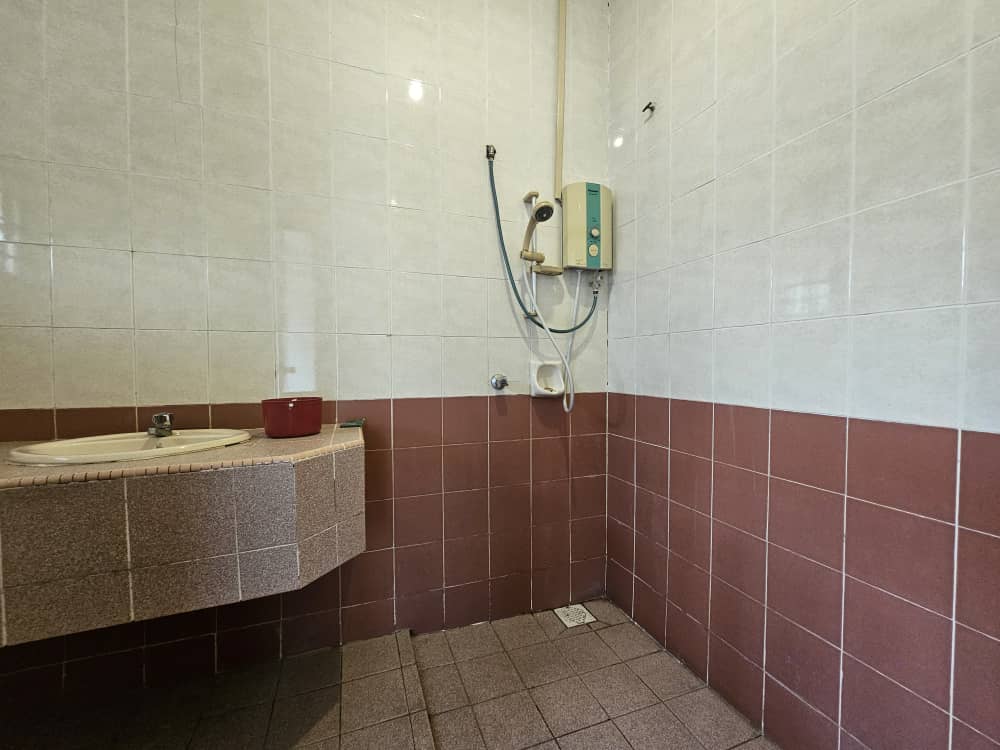 2sty Berjaya Park, Kota Kemuning, Shah Alam - photo 11