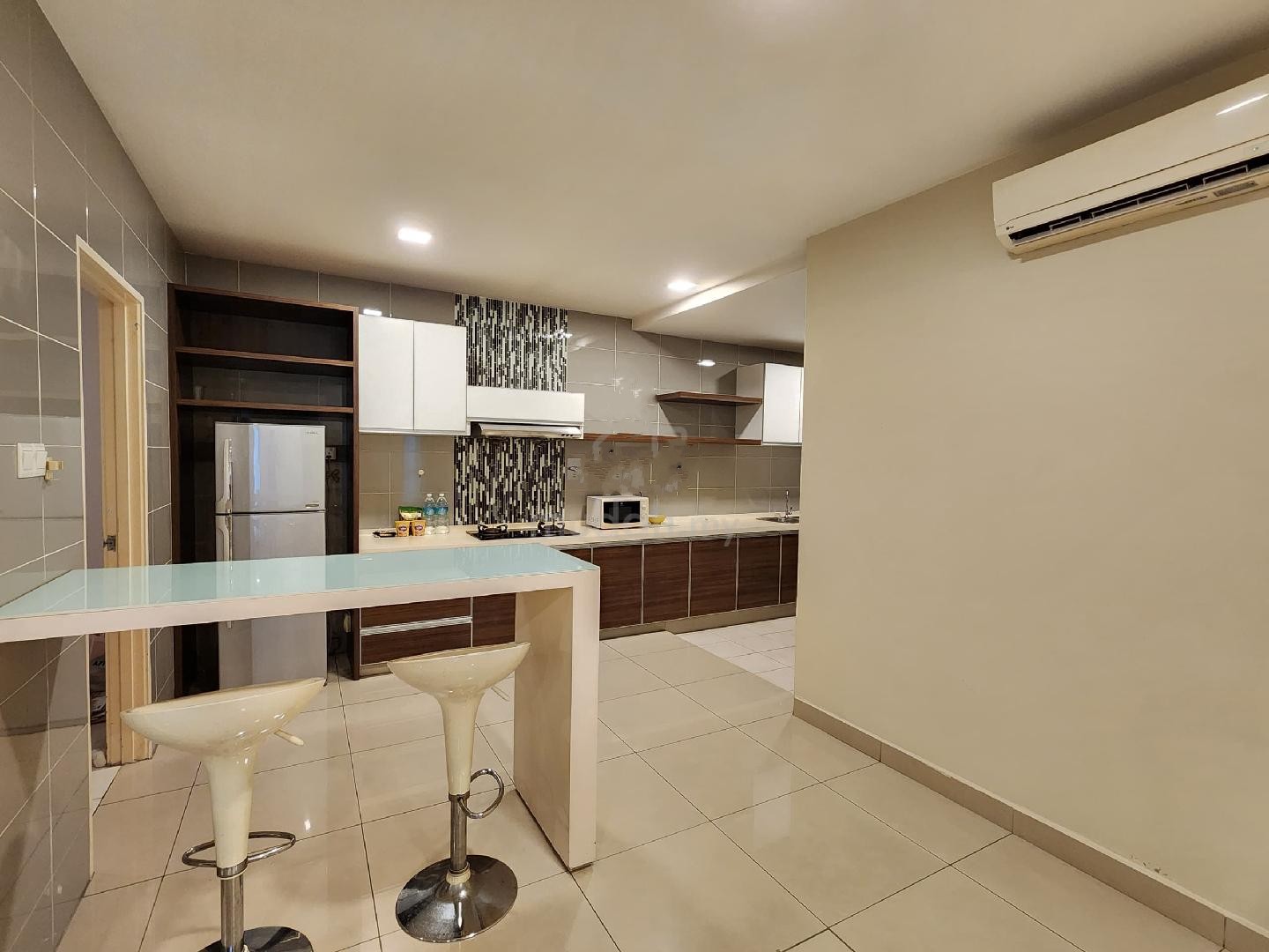 Sewa Aston Kiara 3 fully furnished - photo 9