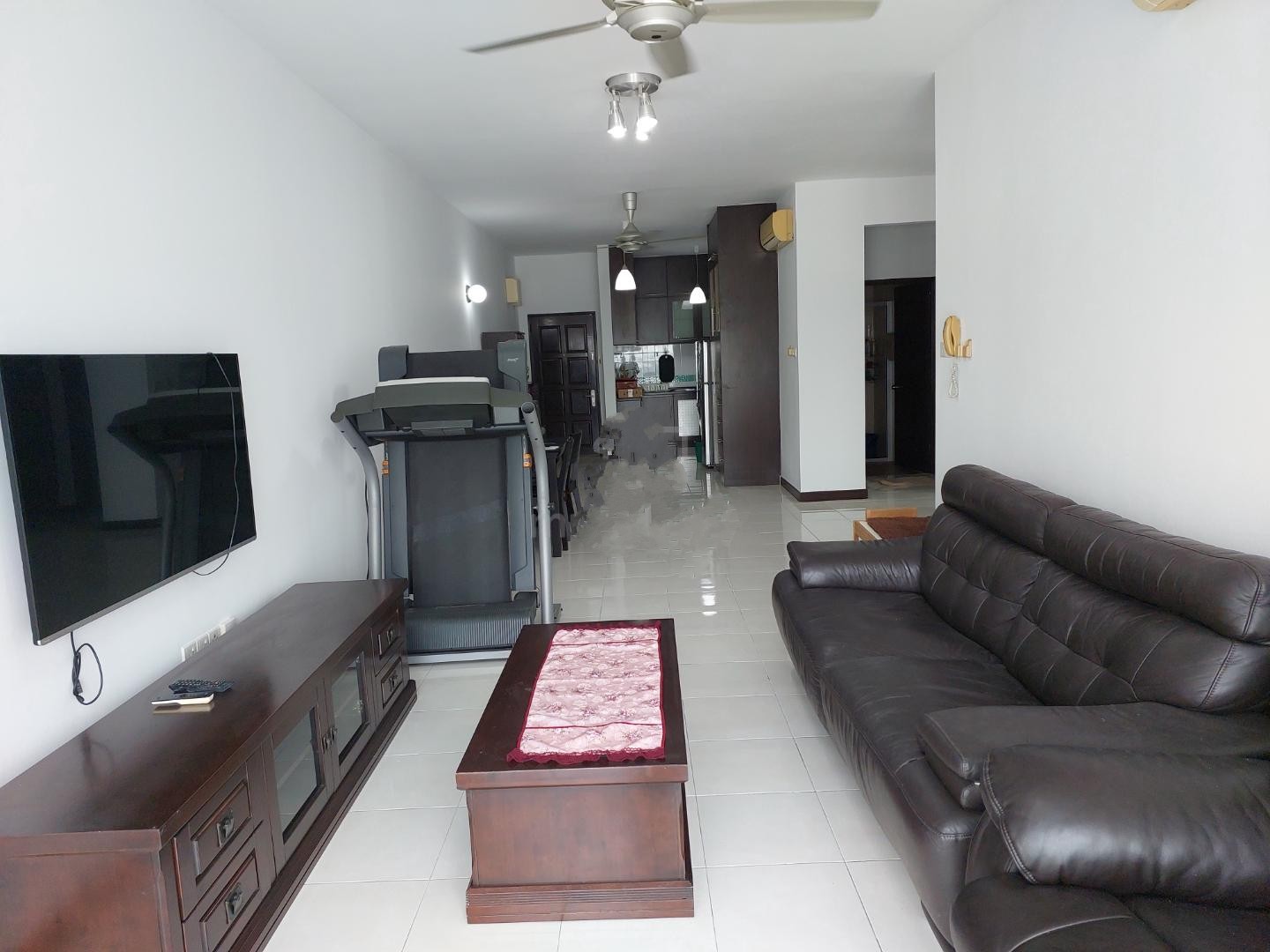 Rent Metropolitan Square full furnished by JB - photo 3