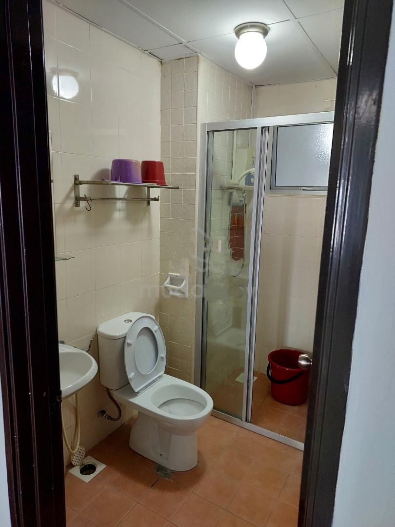 Rent Metropolitan Square full furnished by JB - photo 4