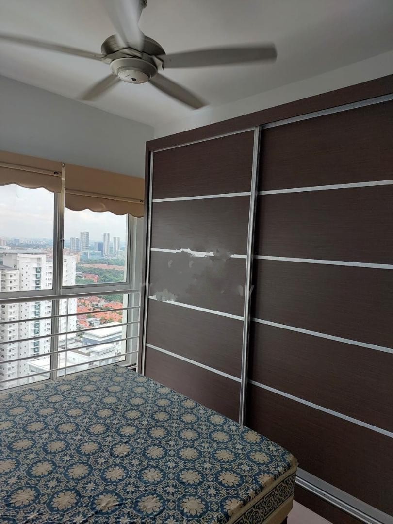 Rent Metropolitan Square full furnished by JB - photo 5