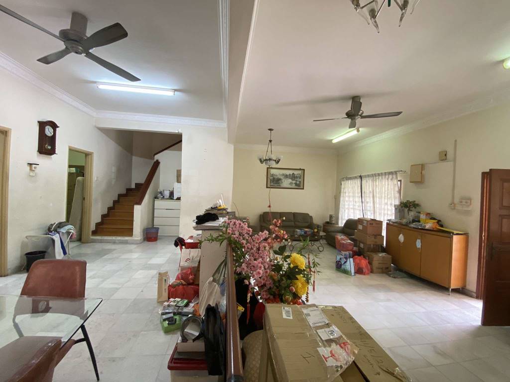 Corner Jln Kubah Bukit Jelutong House by Emily - photo 3