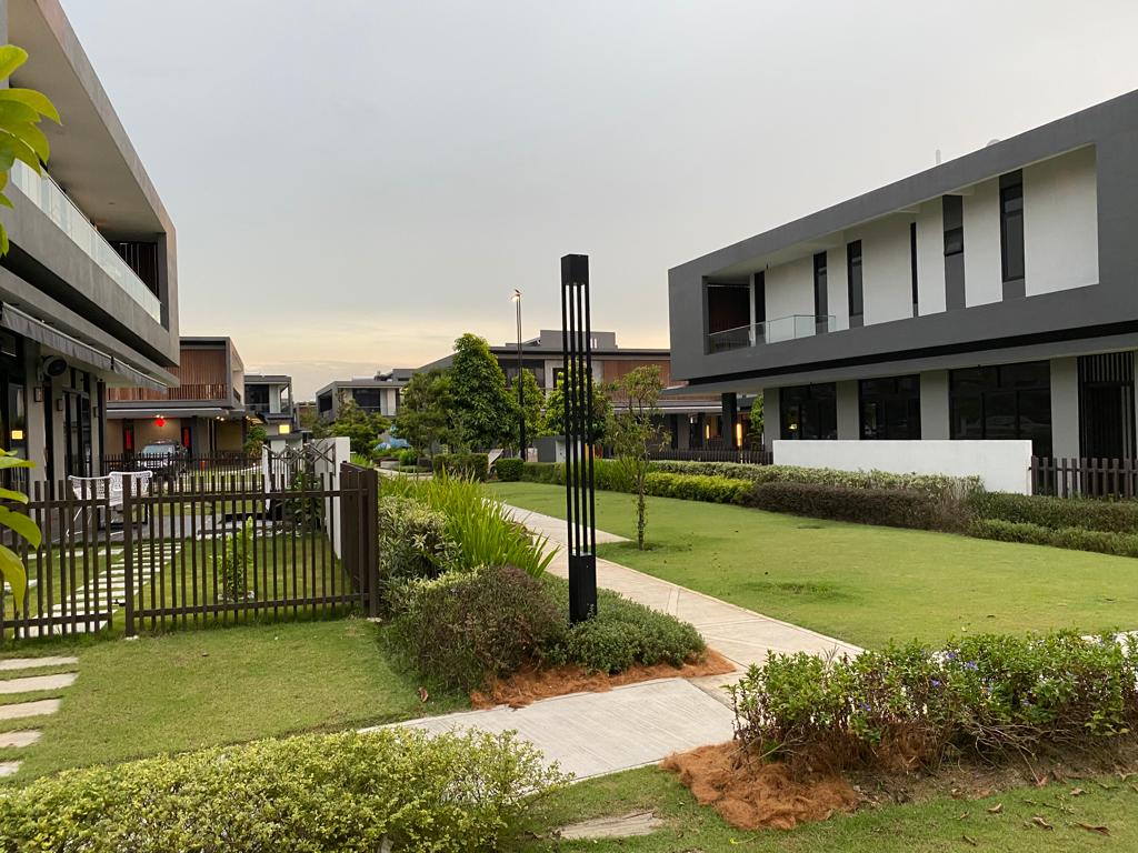 2sty Semi D Grandezza 5br4b Kota Kemuning by JB - photo 4