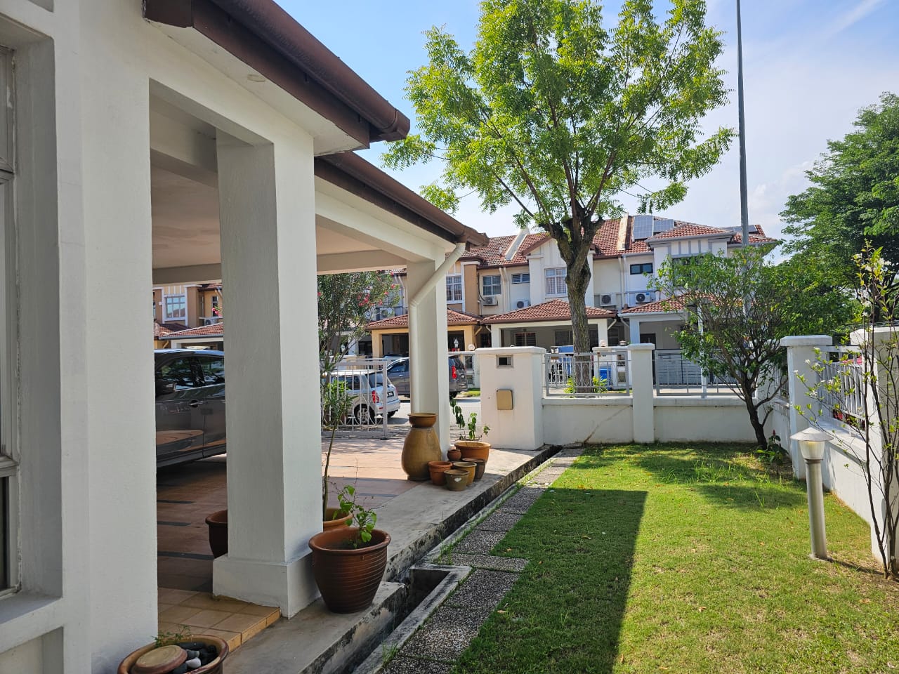 2sty house Kota Kemuning Bayu by JB - photo 2