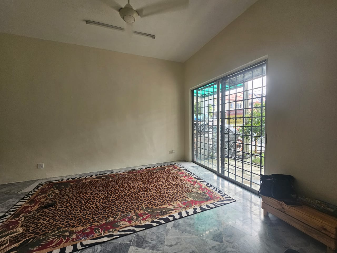 USJ House for sale by Riyaz - photo 3