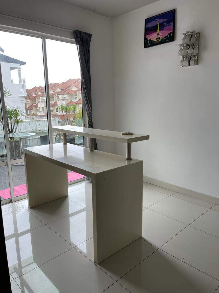 Sewa Setia Alam 3sty house by Riyaz - photo 9