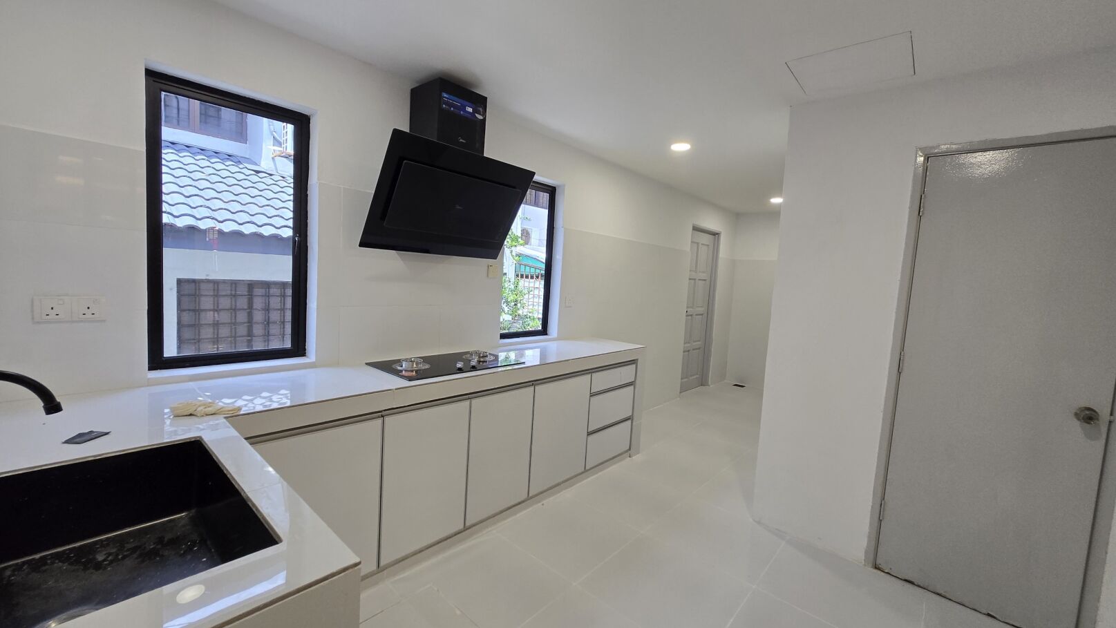 2sty house BU 12 for rent - photo 5