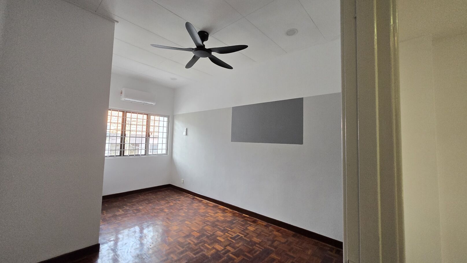 2sty house BU 12 for rent - photo 8