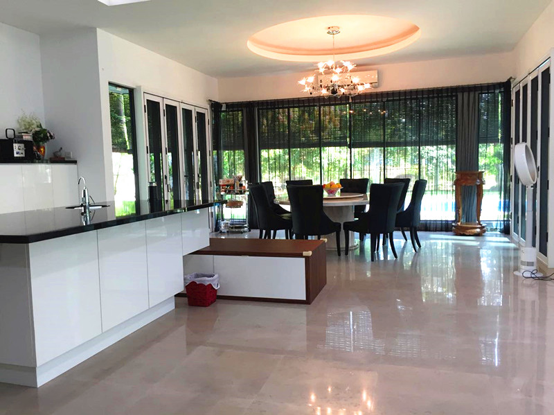 Lake View Bungalow Cahaya Spk by Emily - photo 5