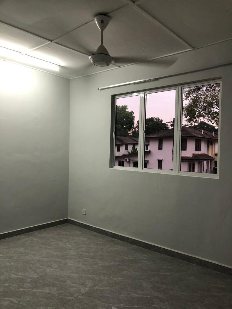 2sty house 20x70sf Bukit Sentosa Rawang by JB - photo 3