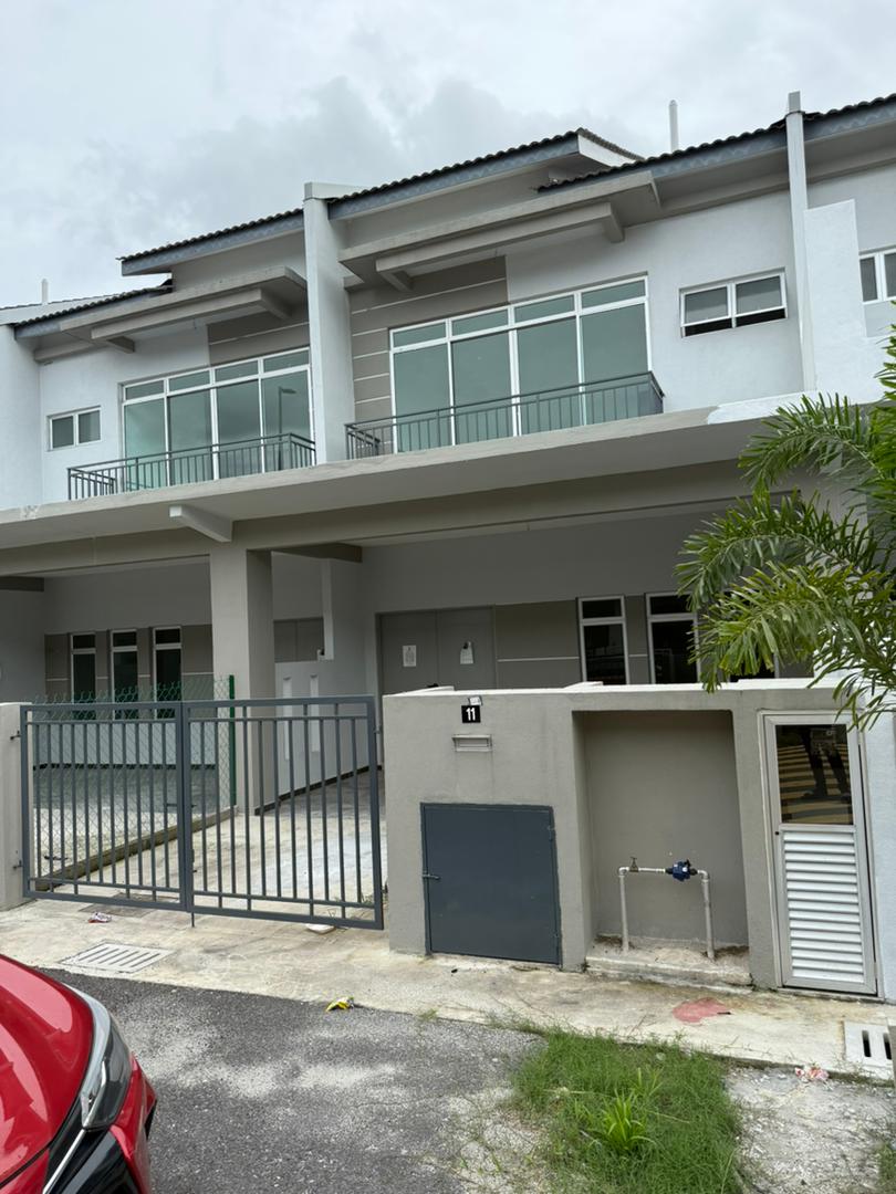 Taman Dato Hormat by Pavi - photo 1
