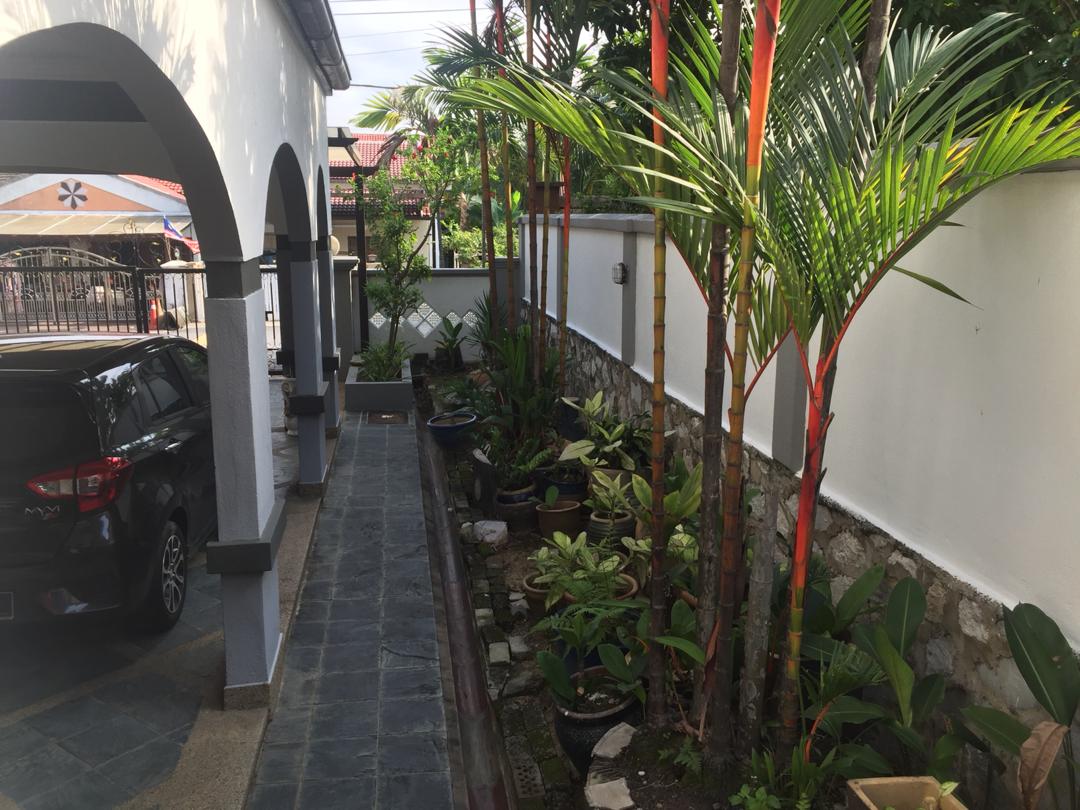 2sty Semi D large land Kelana Jaya by Riyaz - photo 2