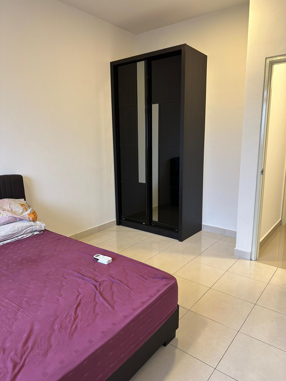 Armanna w kitchen cabinet for rent - photo 8