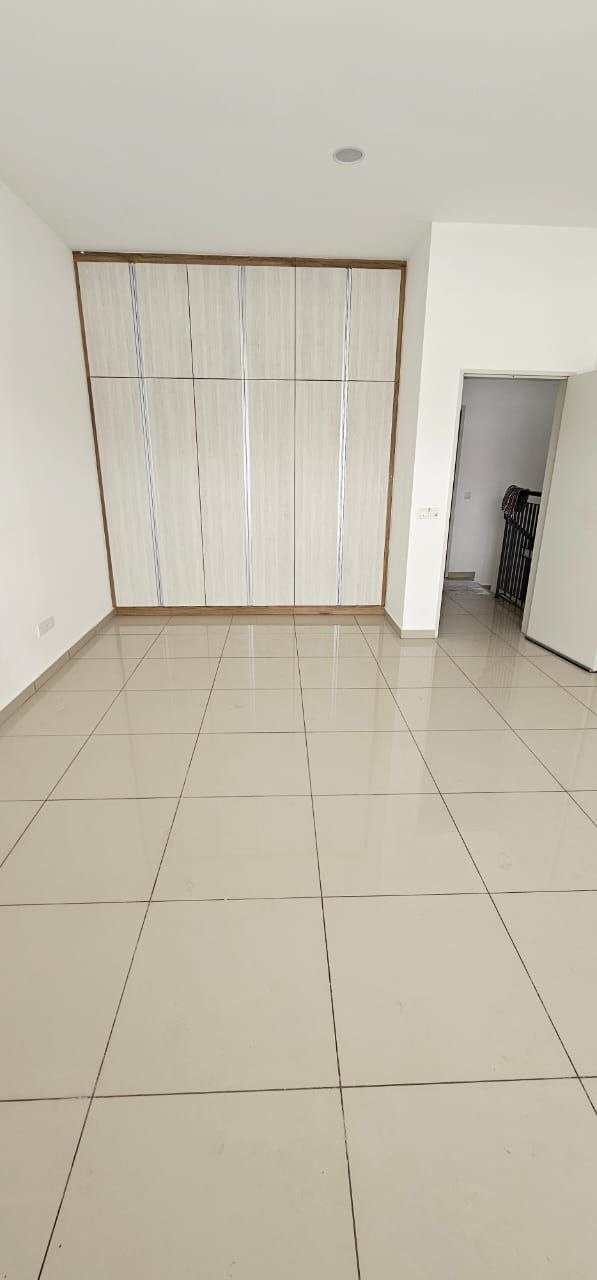 2sty renovated house Rimbayu Livia Kota Kemuning - photo 10
