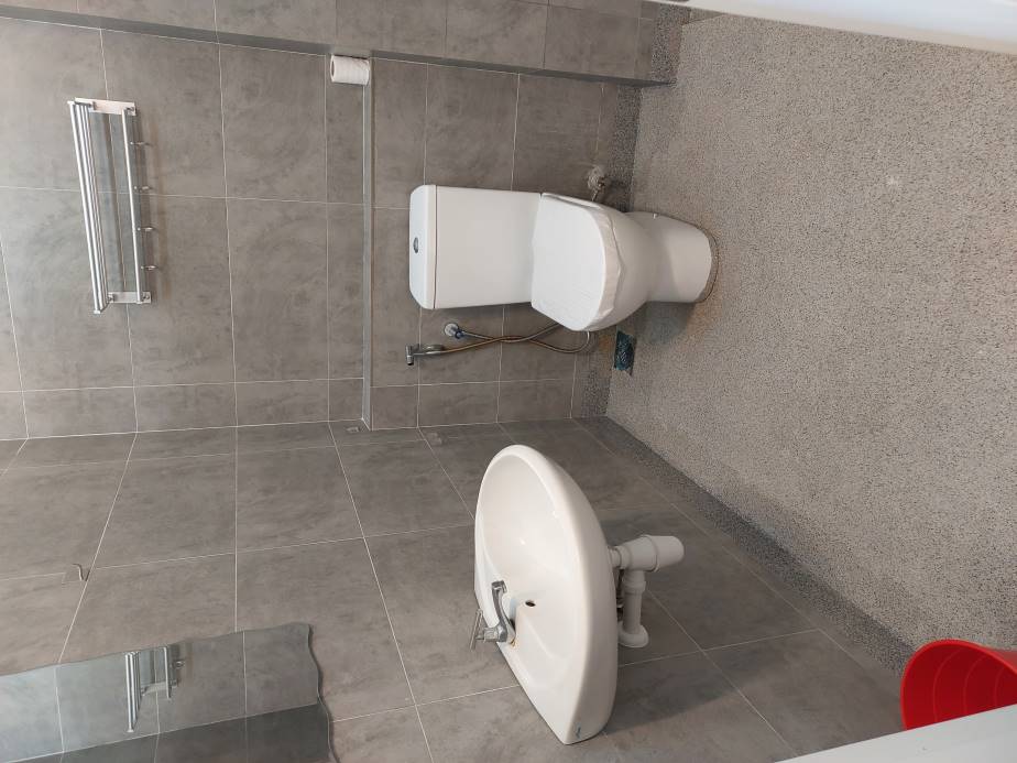 Double storey unit at Cybersouth for rent by jb - photo 3
