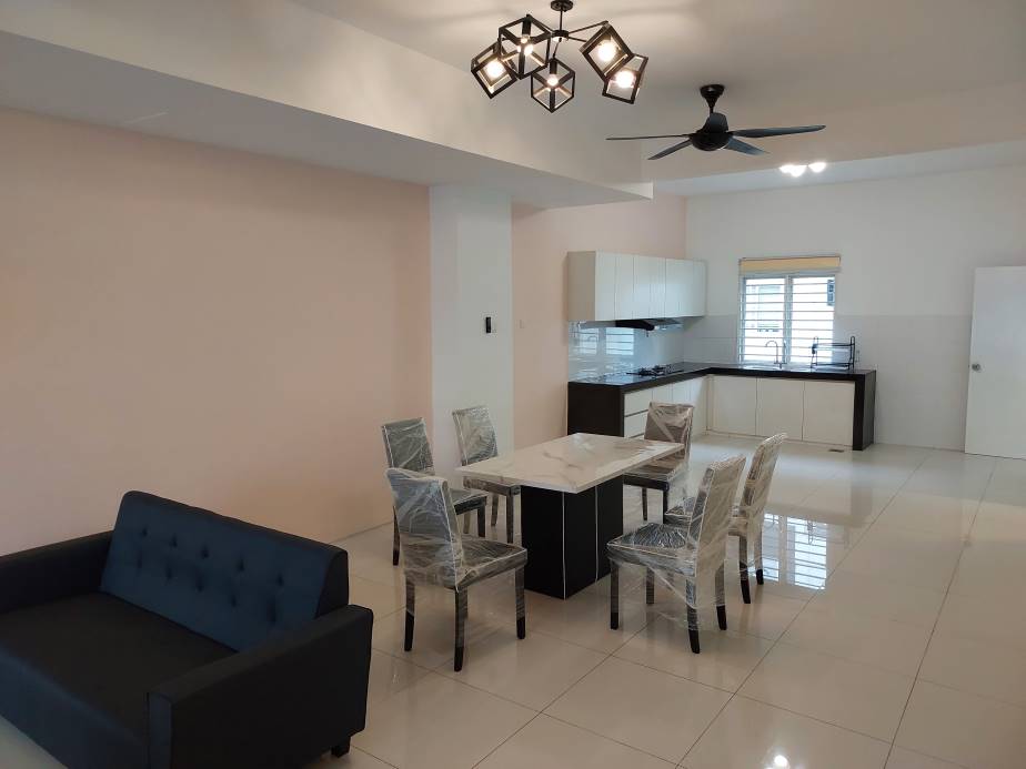 Double storey unit at Cybersouth for rent by jb - photo 7
