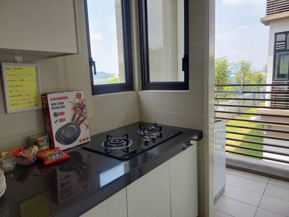 Townhouse Unit at N Dira 16 Sierra  for rent by JB - photo 3