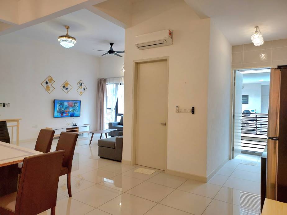 Townhouse Unit at N Dira 16 Sierra  for rent by JB - photo 6