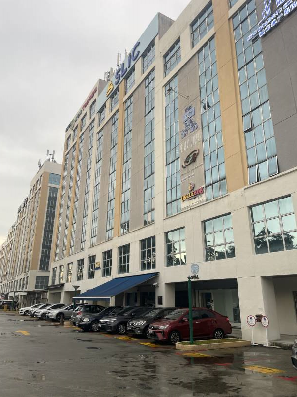Office space to rent in Petaling Jaya by jb