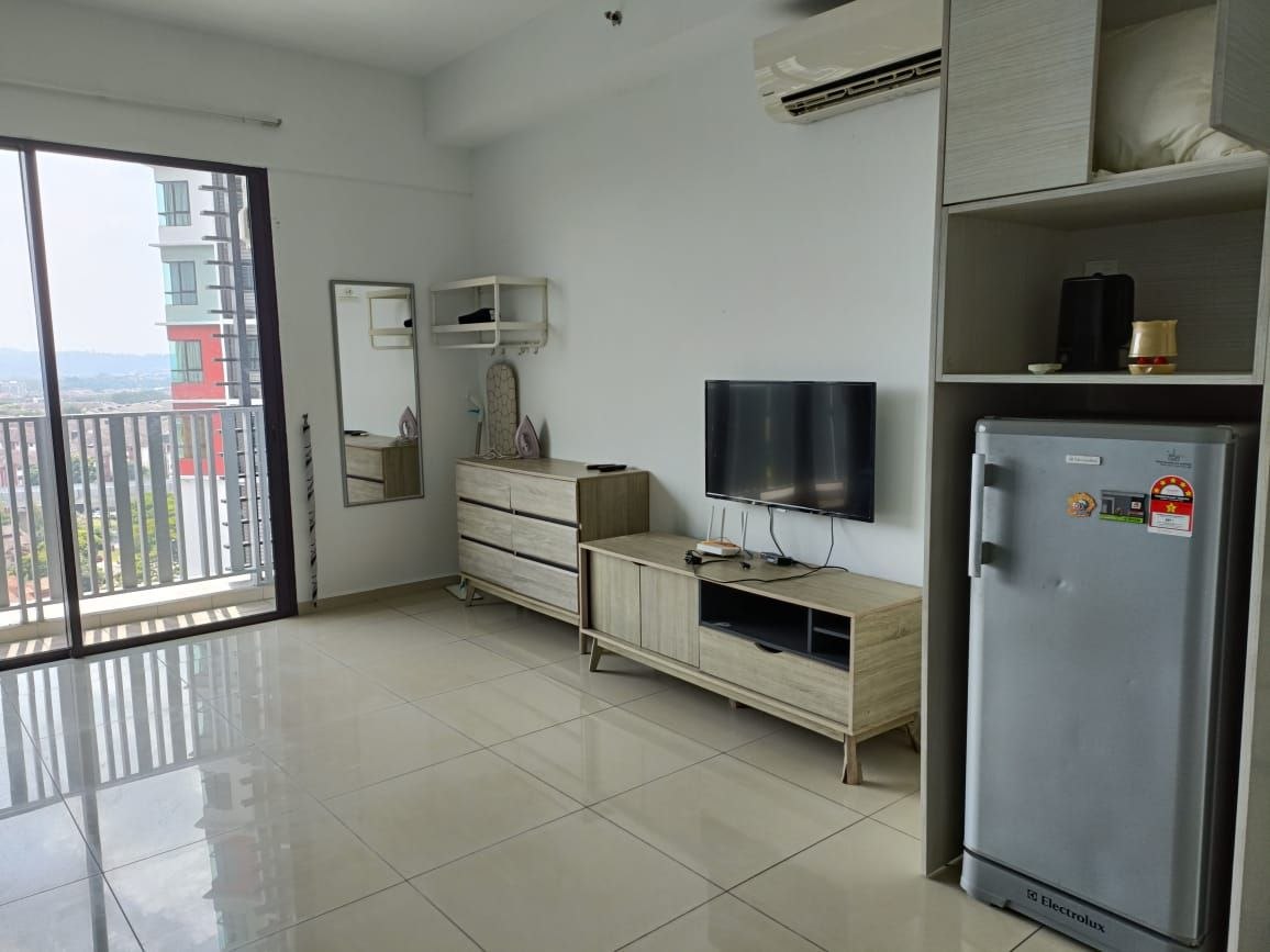 iSoho at iCity for rent by jb - photo 4
