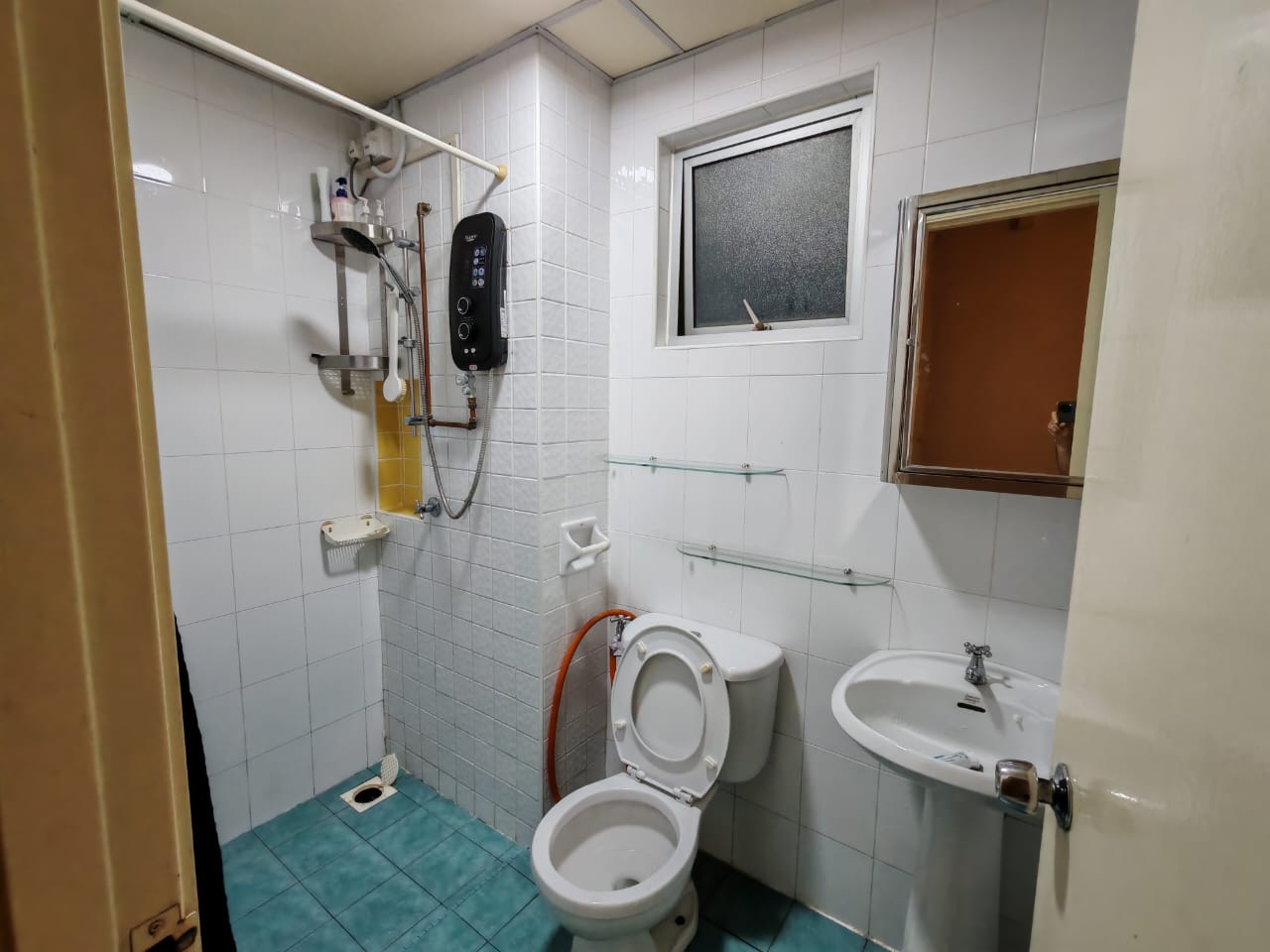 Fully furnished Metropolitan Square for rent - photo 4