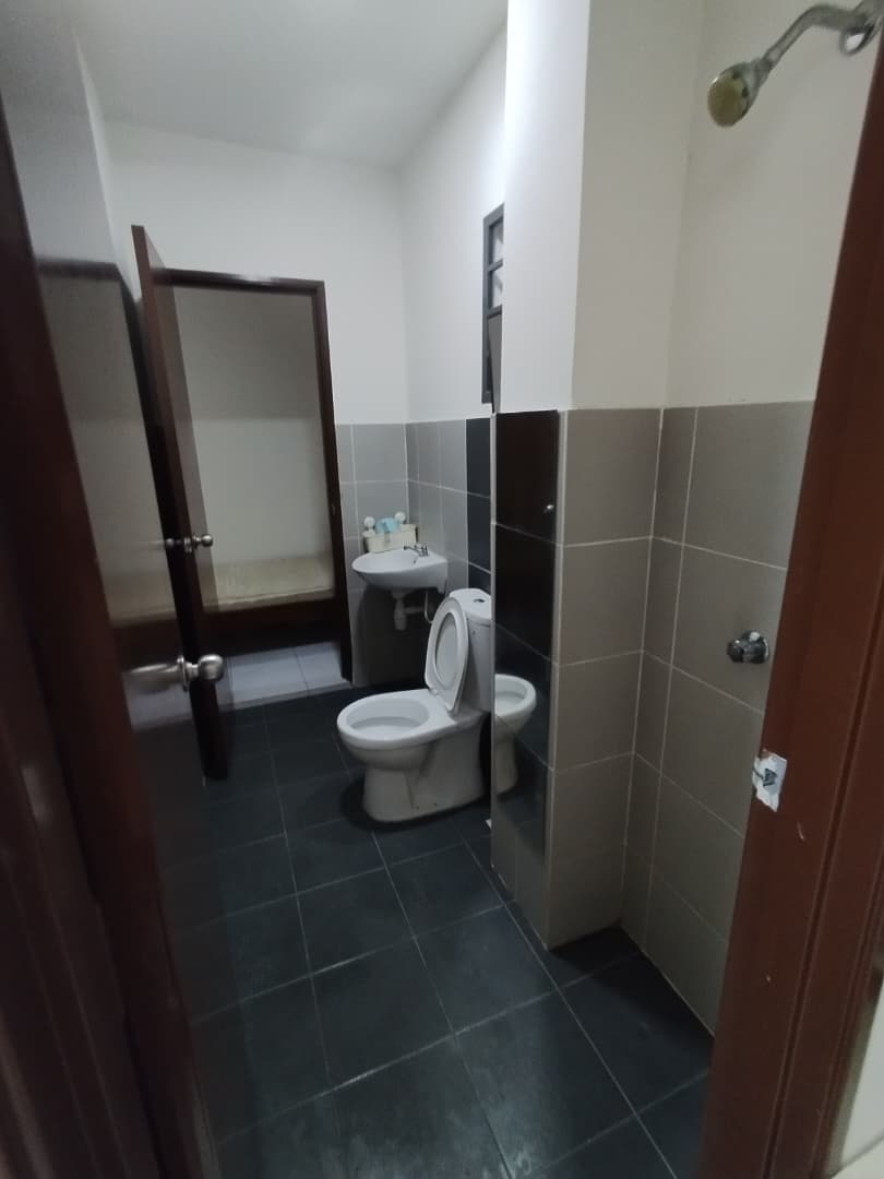 End lot 2 storey terraced for rent at Puchong - photo 11