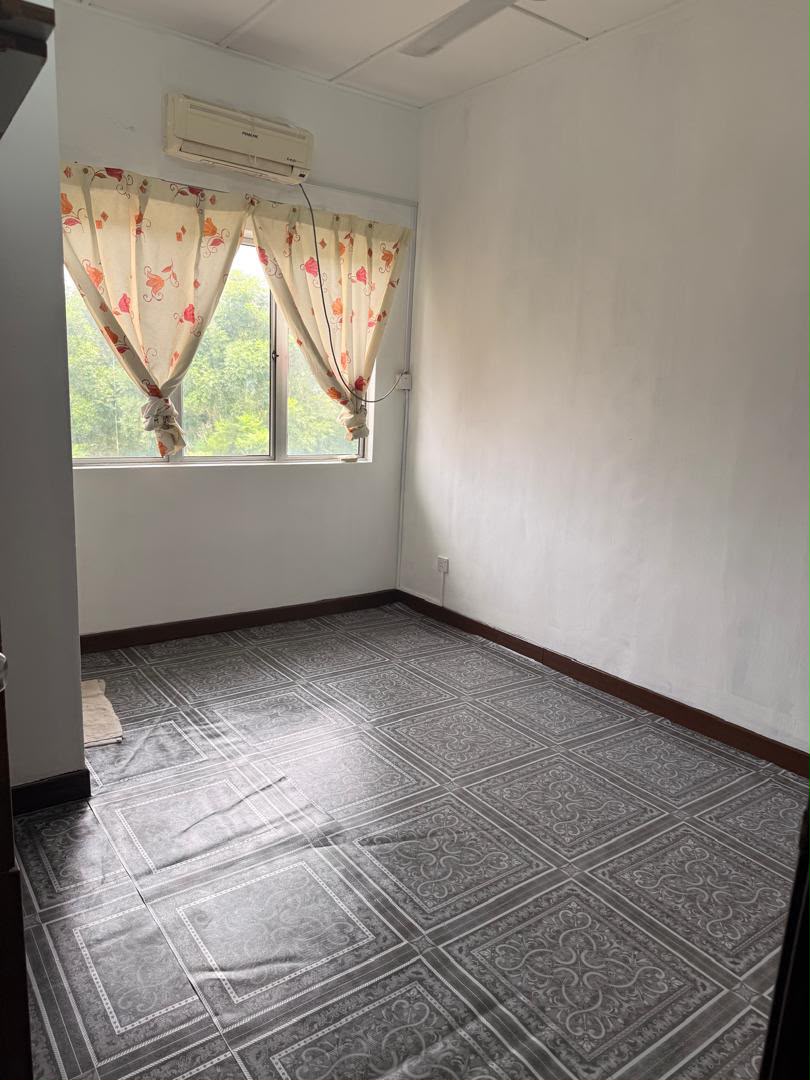Good Unit Pangsapuri Cendana for rent by jb - photo 4