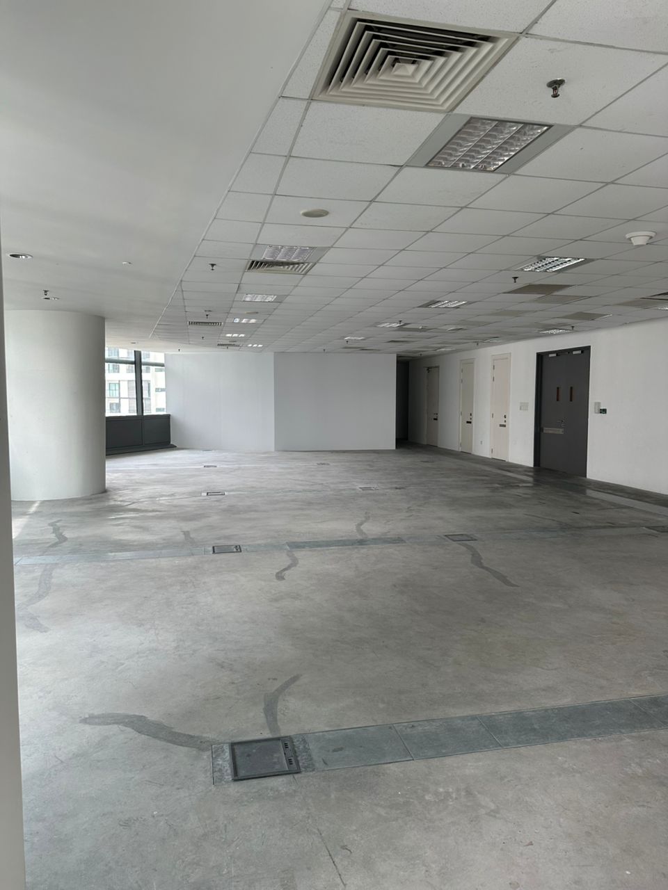 Naza Tower 3800sf - photo 7