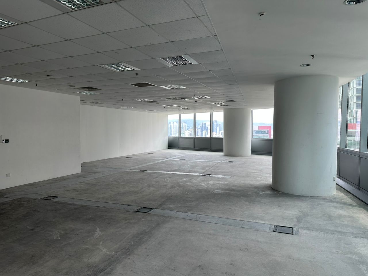 Naza Tower 3800sf - photo 8