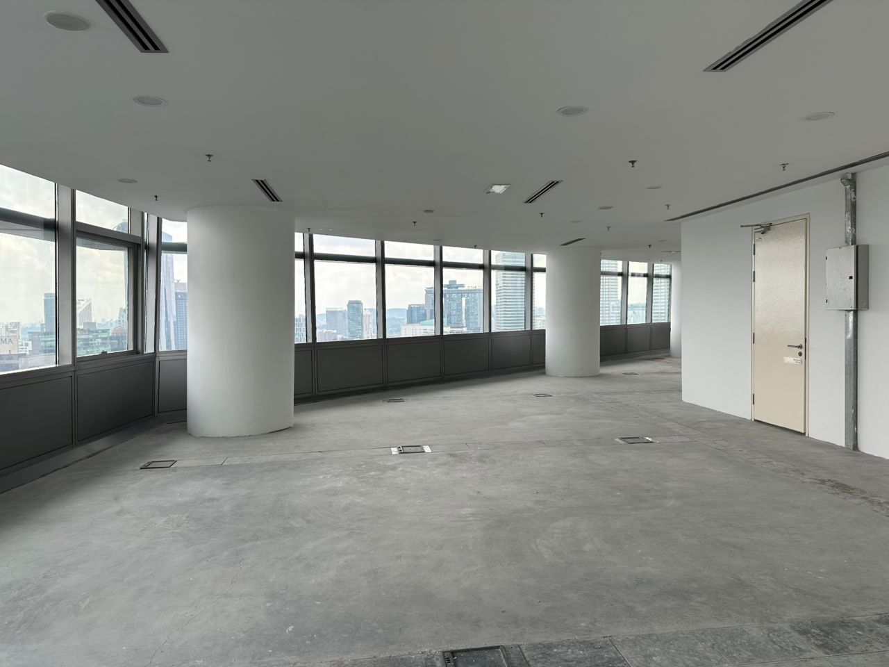 Naza Tower 3800sf - photo 10
