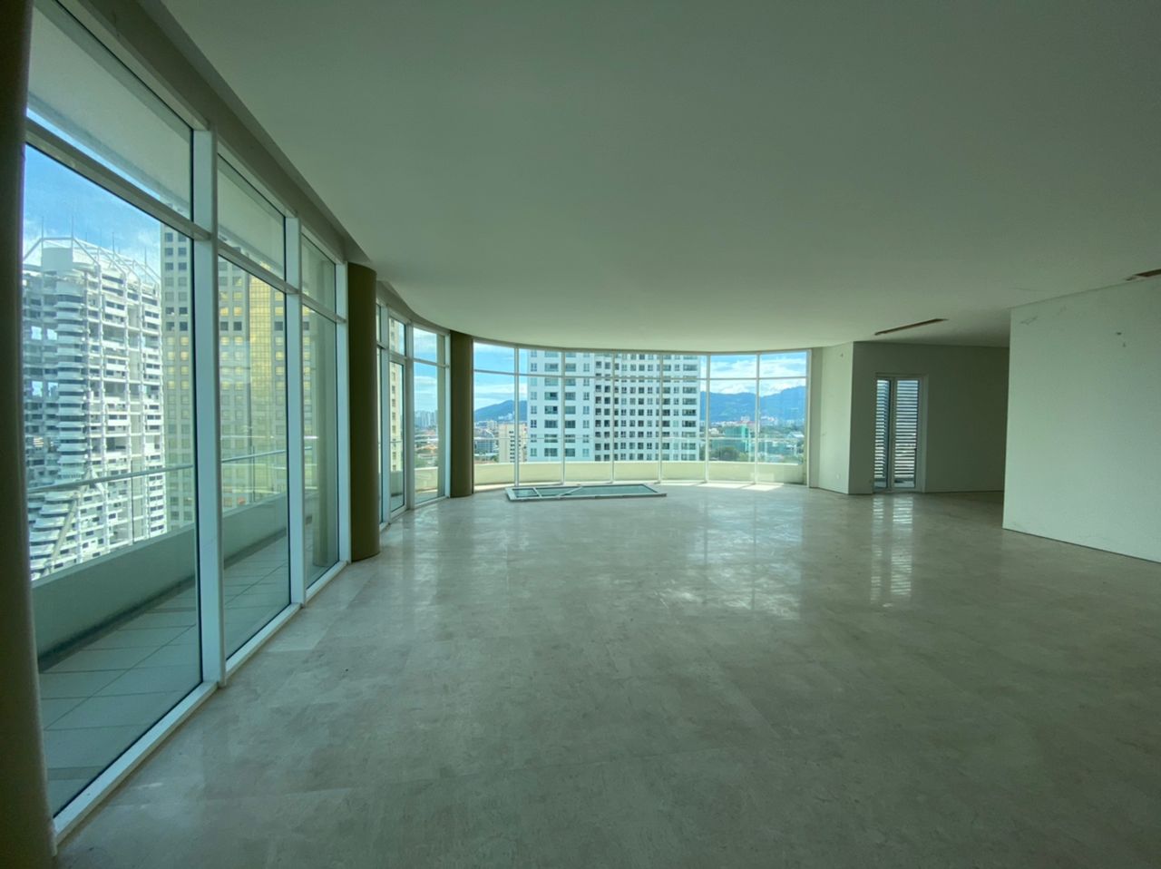 8 Gurney , Georgetown - photo 4