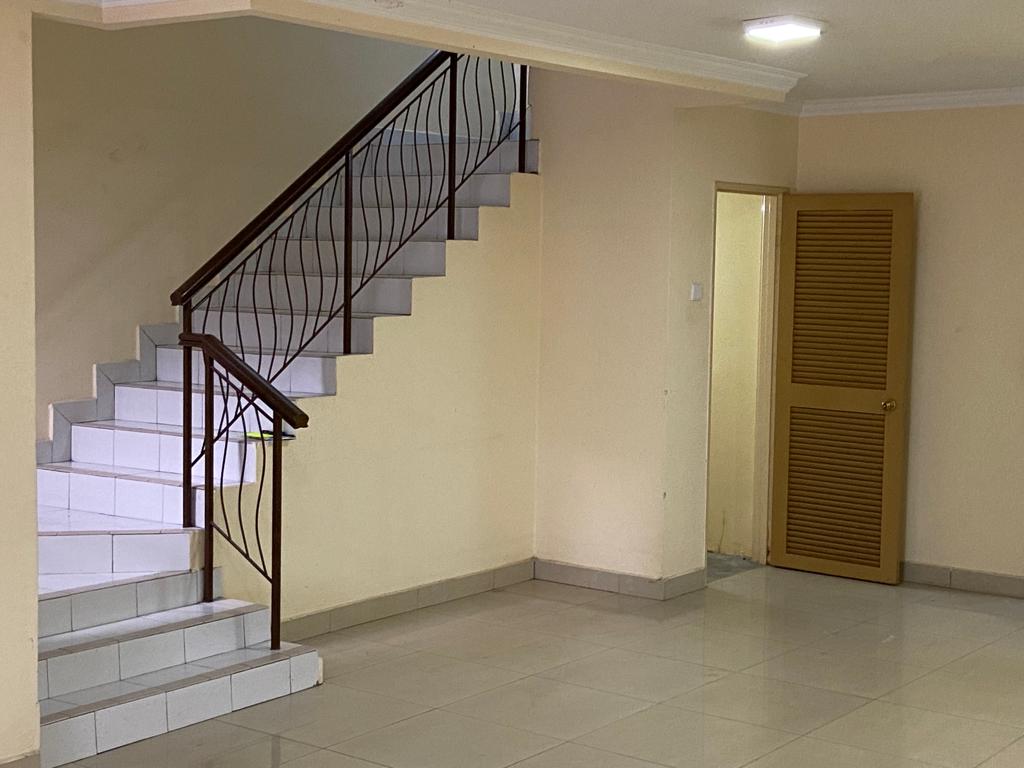 Laman Rimbunan, Kepong, 3 storey - photo 2