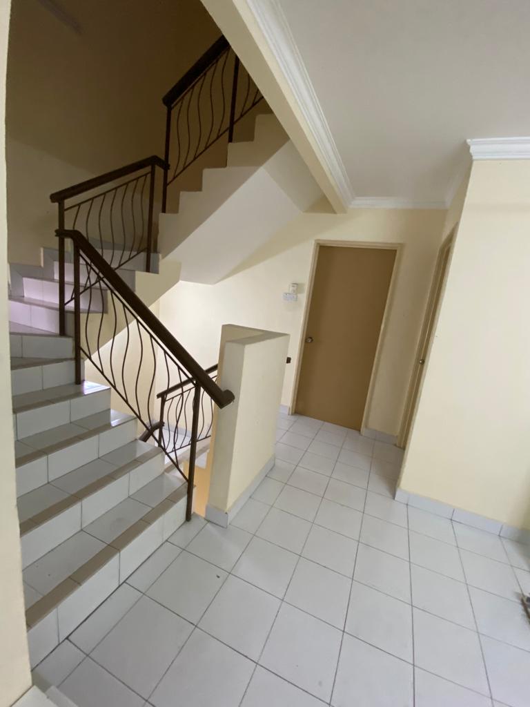 Laman Rimbunan, Kepong, 3 storey - photo 8