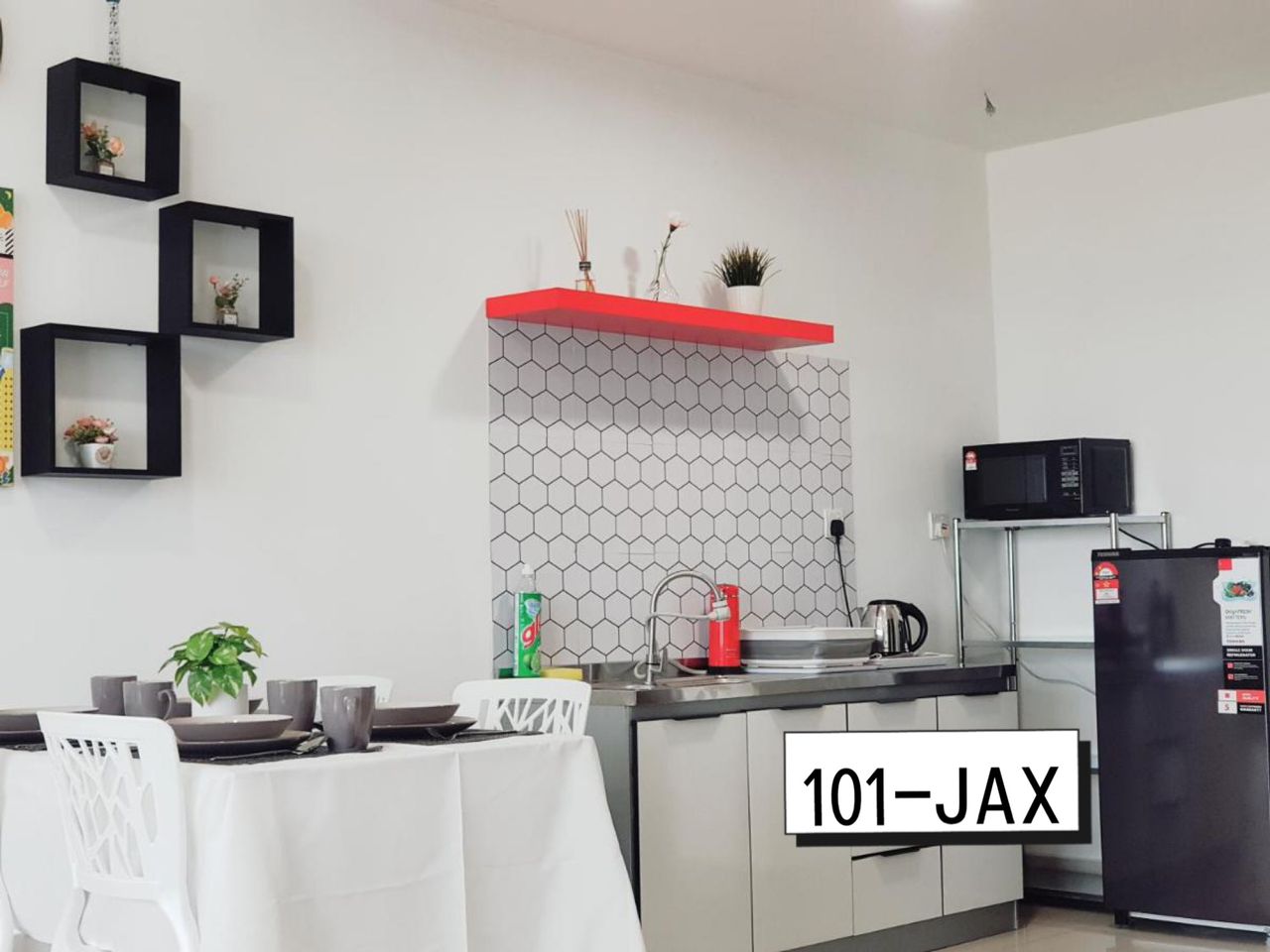 Fully Furnished Trefoil Setia Alam Studio Unit - photo 5