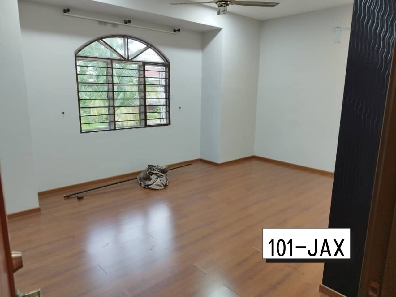 Taman Menara Maju Klang 2-Storey Cluster Semi-D - photo 9