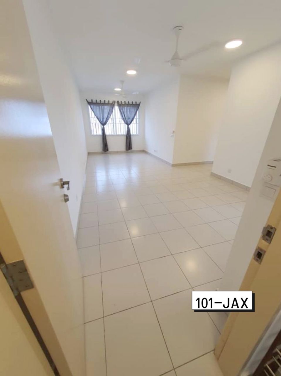 De Palma Apartment Setia Alam Corner Unit - photo 2