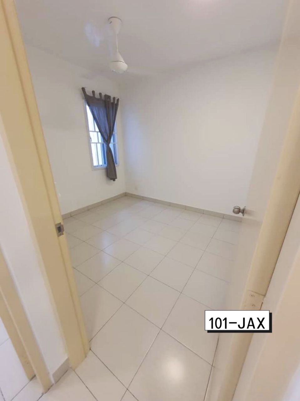 De Palma Apartment Setia Alam Corner Unit - photo 5