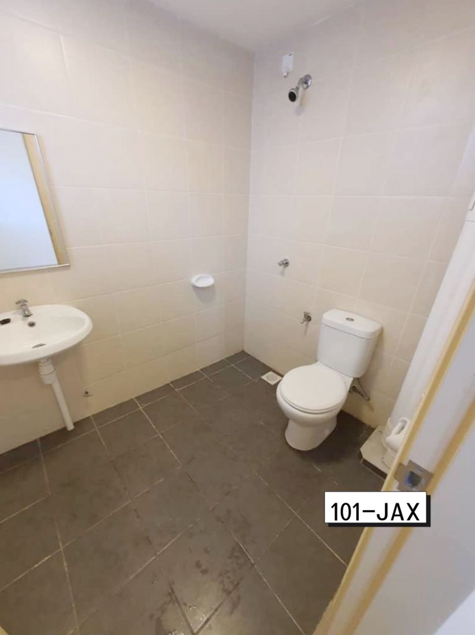 De Palma Apartment Setia Alam Corner Unit - photo 7