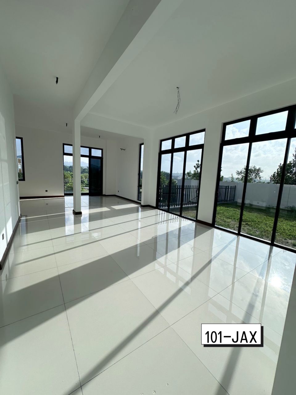 Dremien Eco Ardence Two n Half Sty Corner Bungalow - photo 5