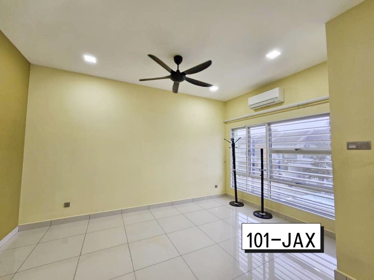 Bandar Botanic Phase 30 Double Storey House - photo 5