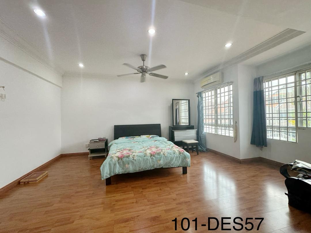 Bandar Bukit Tinggi Klang Two n Half Storey House - photo 5