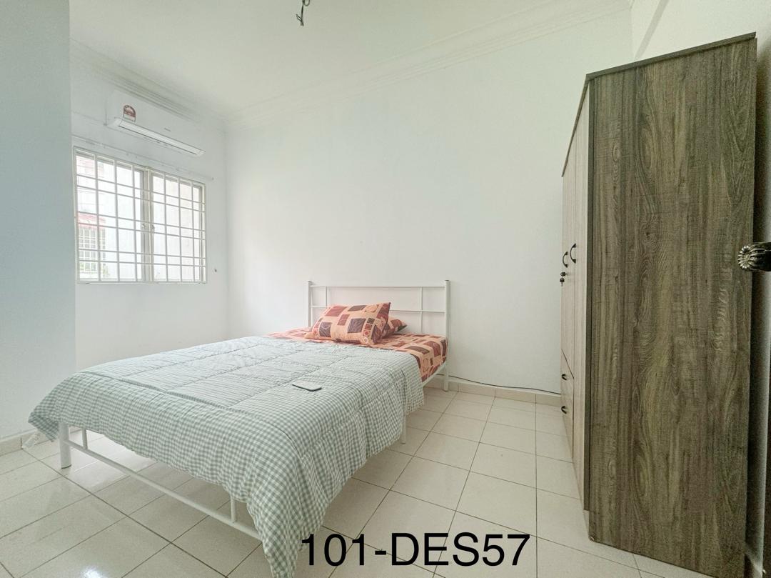 Bandar Bukit Tinggi Klang Two n Half Storey House - photo 9