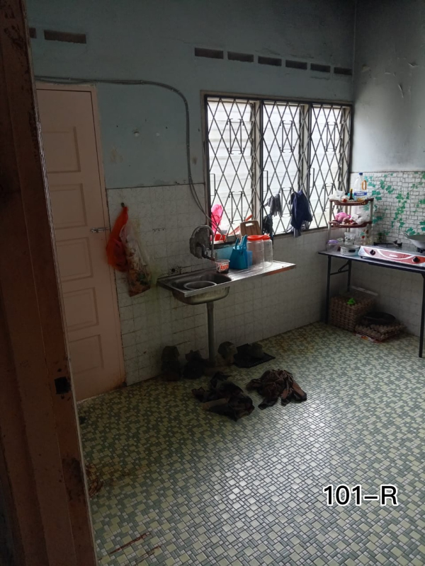 Tepi Sungai Klang Double Storey House - photo 5