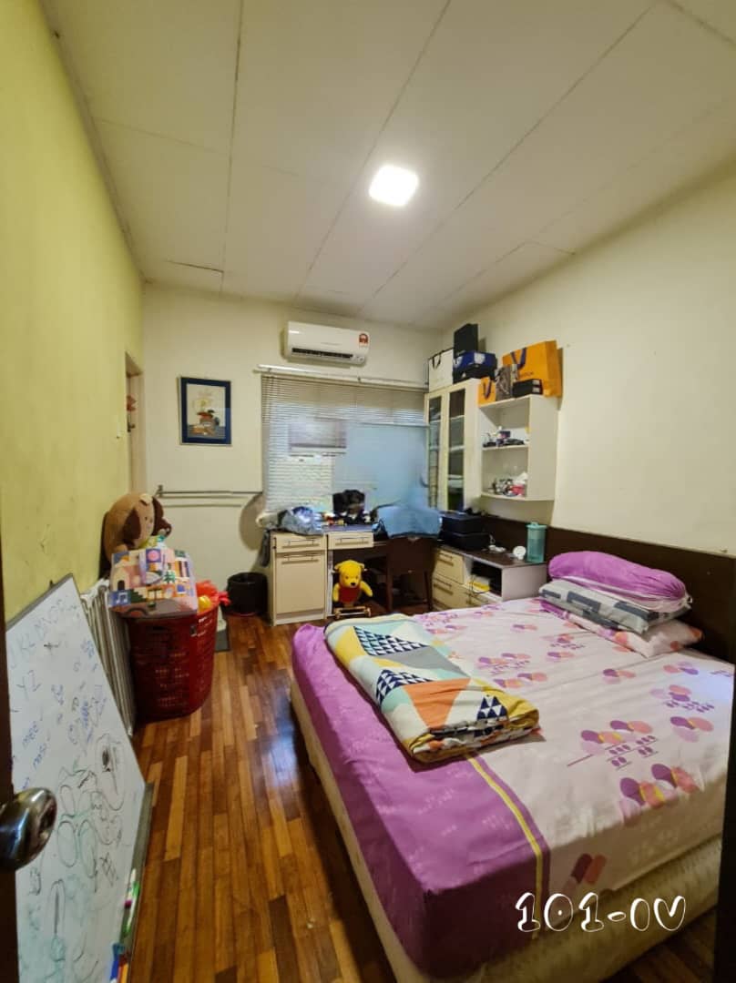 Bandar Botanic Klang Double Storey Corner House - photo 5