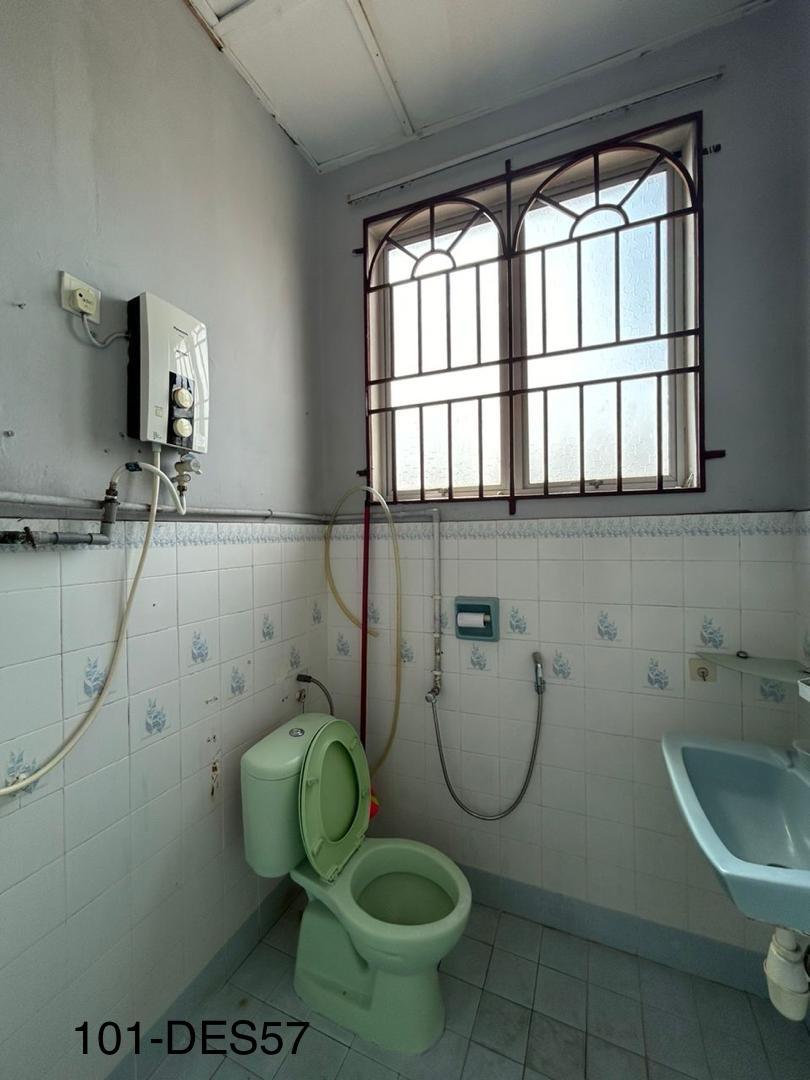 Bayu Perdana Klang Double Storey House - photo 9