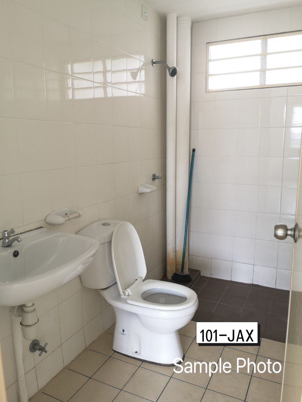 Seri Jati Apartment Setia Alam Endlot Unit - photo 7