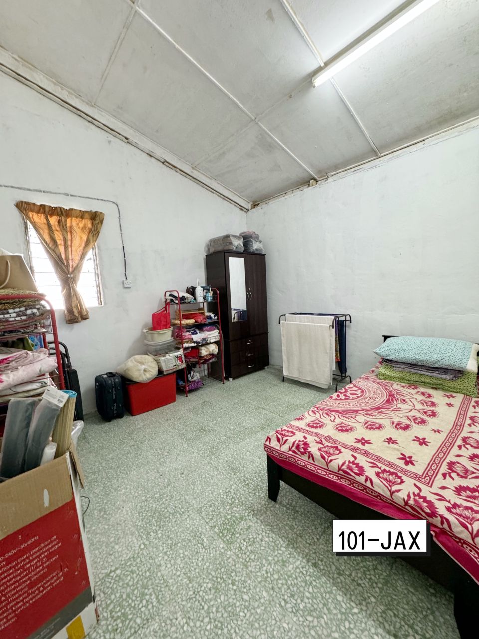Jalan Meru Klang Single Storey Endlot House - photo 5